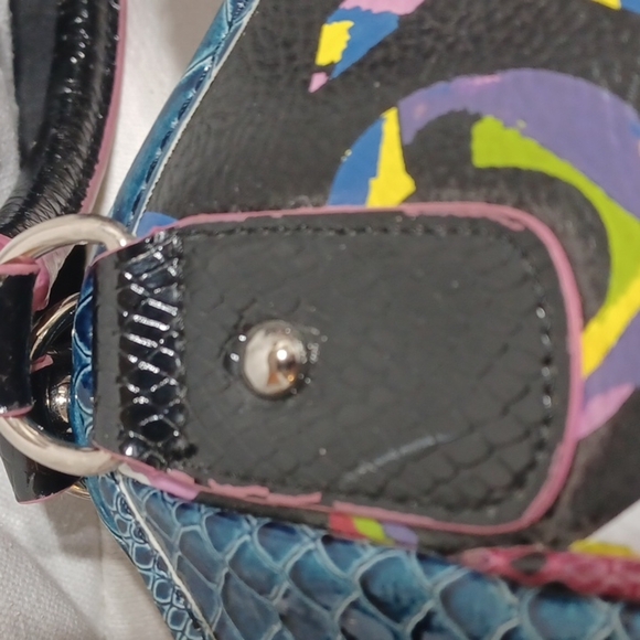 XOXO handbag - Picture 12 of 14